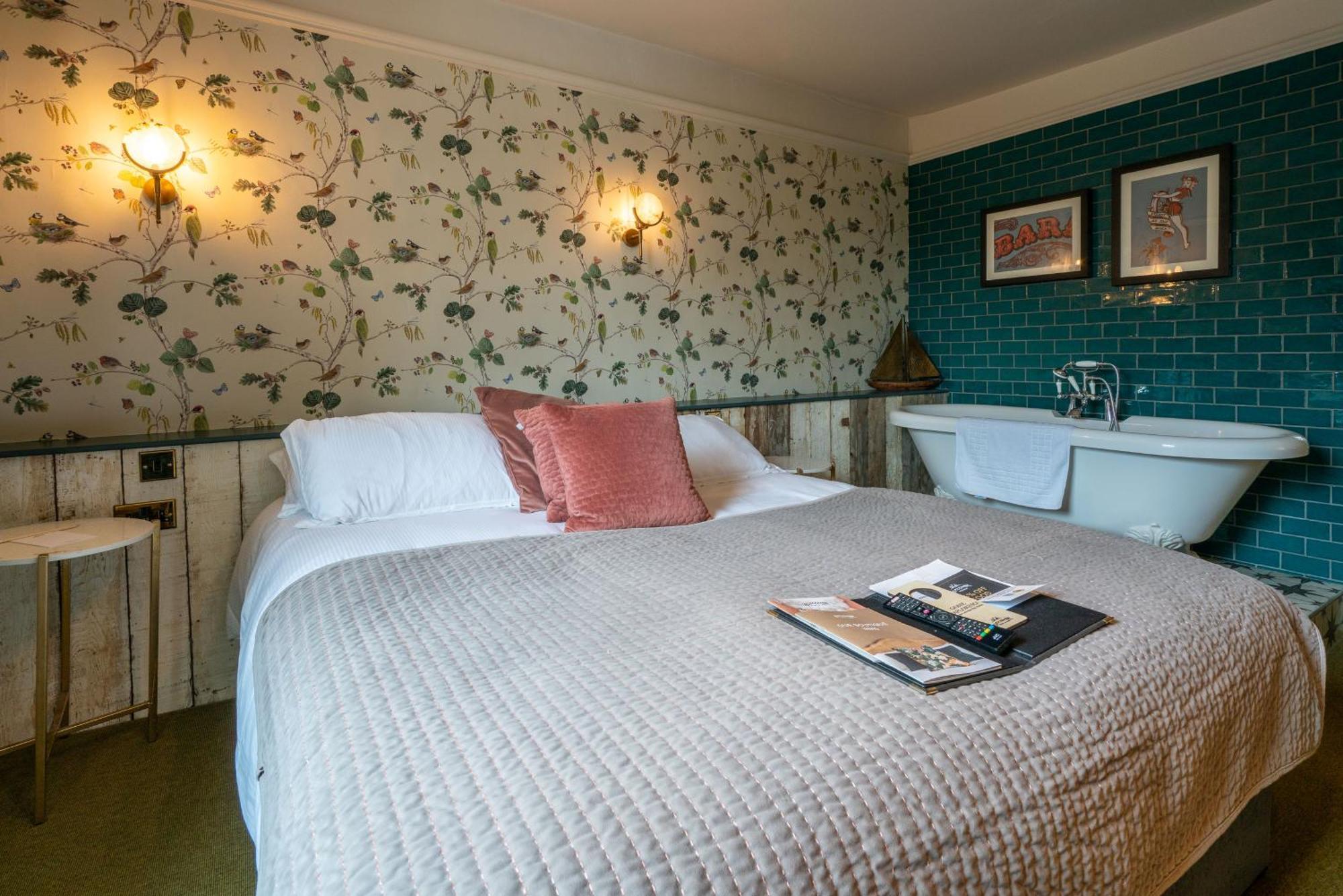 The Dundas Arms Kintbury Luaran gambar