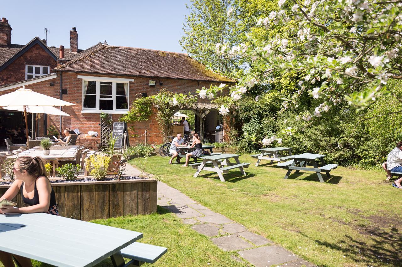 The Dundas Arms Kintbury Luaran gambar