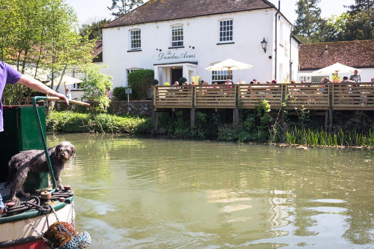 The Dundas Arms Kintbury Luaran gambar