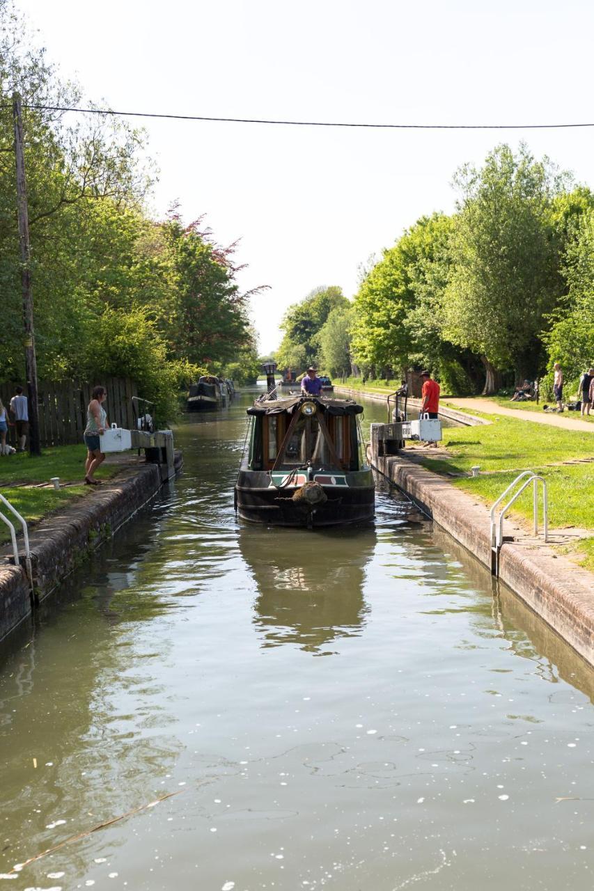 The Dundas Arms Kintbury Luaran gambar